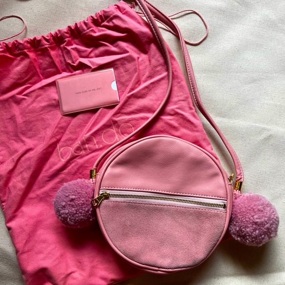 ban.do Handbags - Ban.do cross body purse